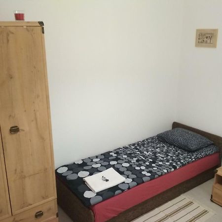 Apartament Scorpion Modlin Czosnów Екстериор снимка