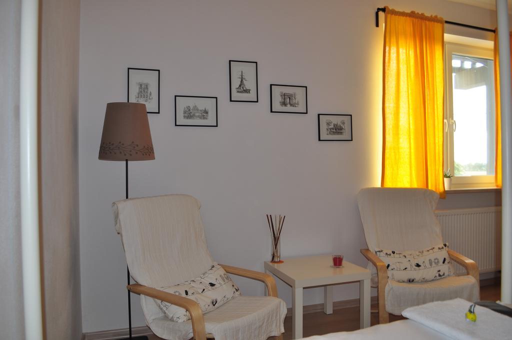 Apartament Scorpion Modlin Czosnów Екстериор снимка