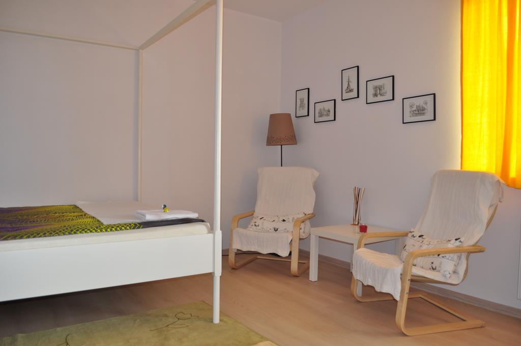 Apartament Scorpion Modlin Czosnów Екстериор снимка