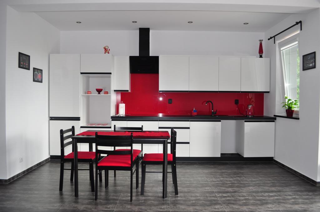 Apartament Scorpion Modlin Czosnów Екстериор снимка