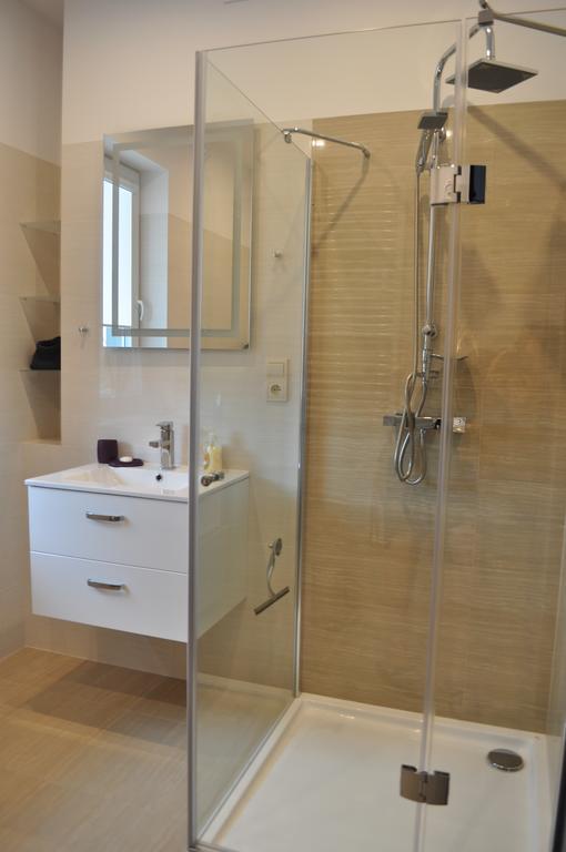 Apartament Scorpion Modlin Czosnów Екстериор снимка